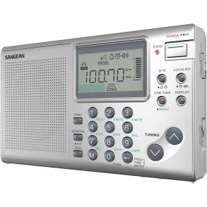 Rádio (Branco - Digital - FM/AM - Pilhas) Portátil SANGEAN de lado