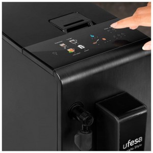 Máquina Café Expresso Superautomática 1,4L 1450W UFESA - N7294